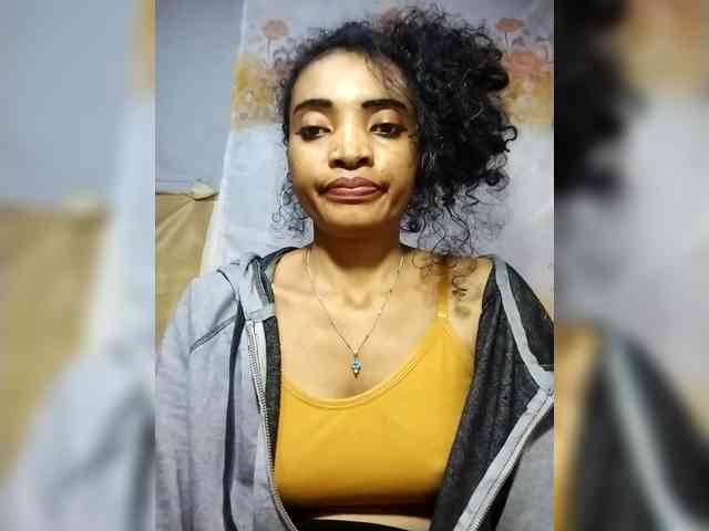 Shanya12 webcam