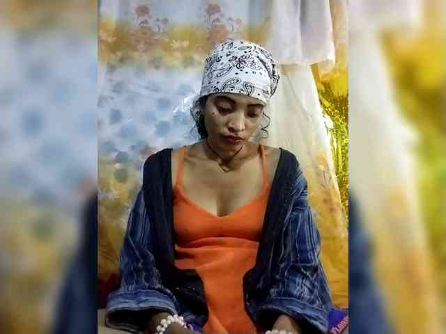 Shanya12 webcam