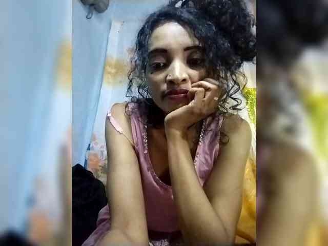 Shanya12 webcam