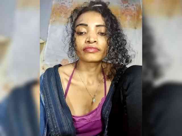 Shanya12 webcam