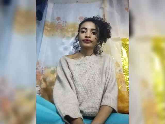 Shanya12 webcam