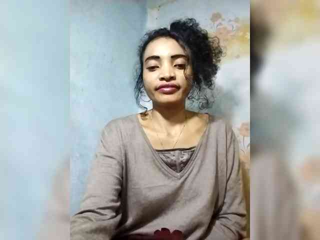 Shanya12 webcam