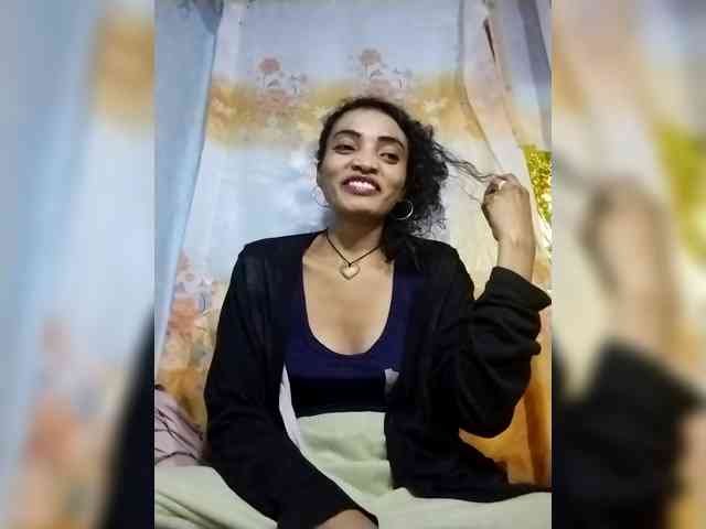 Shanya12 webcam