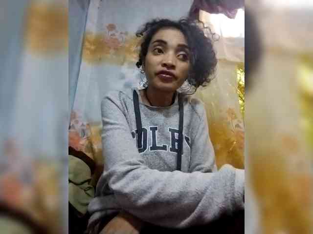 Shanya12 webcam