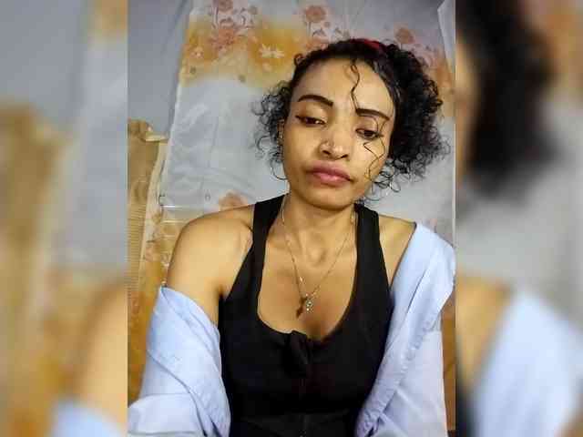 Shanya12 webcam