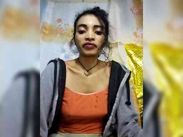 Shanya12 webcam