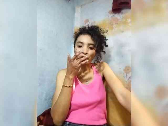 Shanya12 webcam