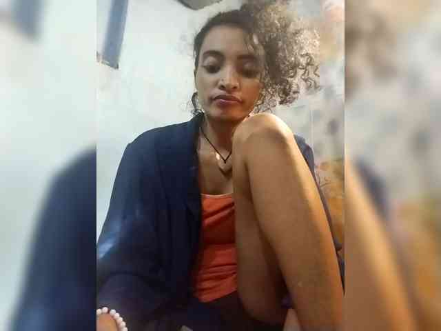 Shanya12 webcam