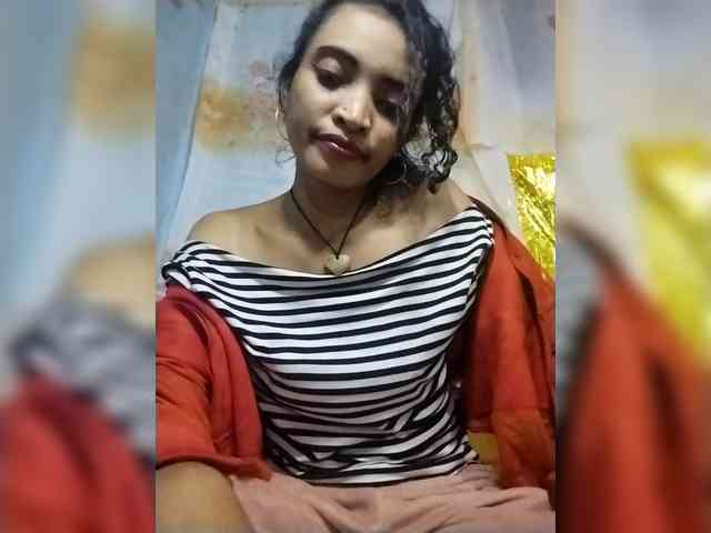 Shanya12 webcam