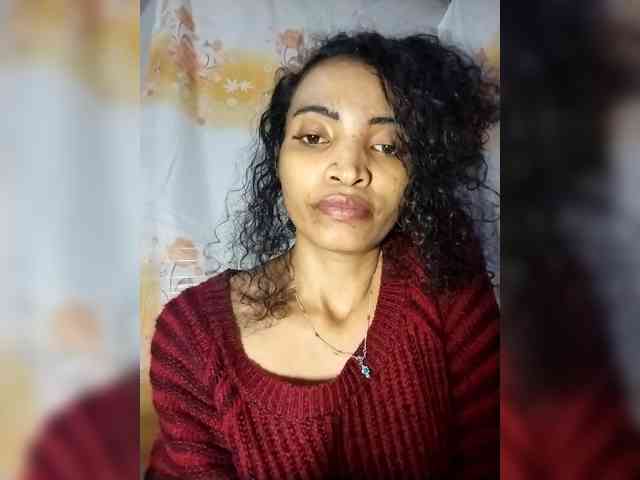 Shanya12 webcam