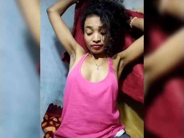 Shanya12 webcam