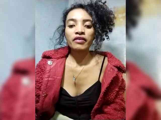 Shanya12 webcam