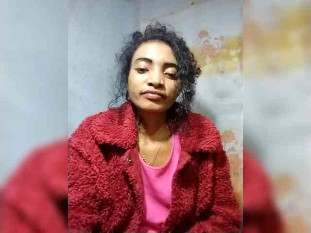 Shanya12 webcam