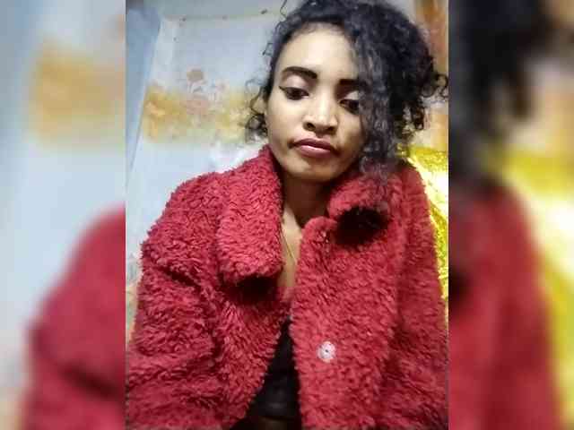 Shanya12 webcam
