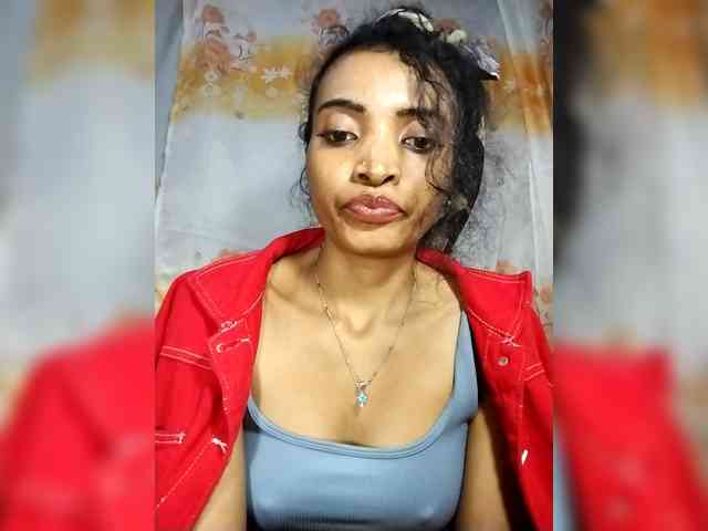Shanya12 webcam