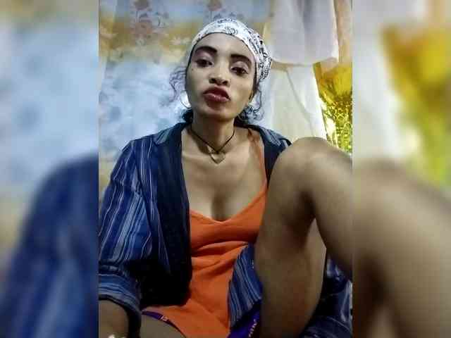 Shanya12 webcam