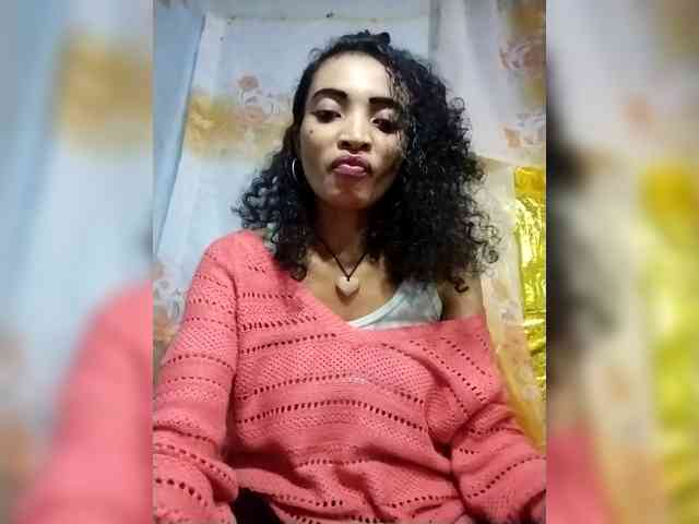 Shanya12 webcam