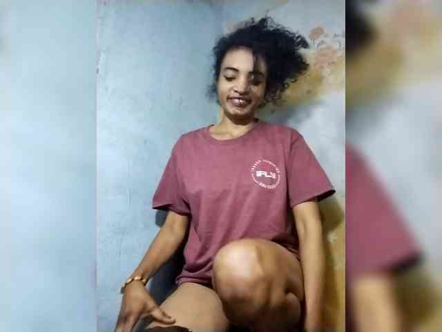 Shanya12 webcam