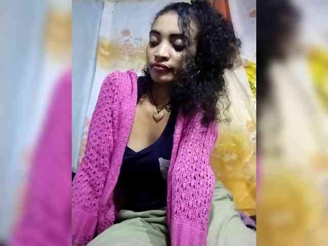 Shanya12 webcam