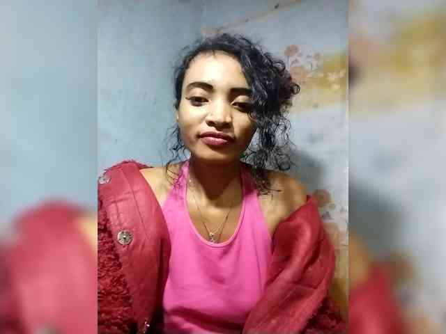 Shanya12 webcam
