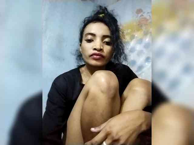 Shanya12 webcam