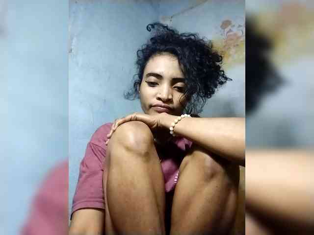 Shanya12 webcam