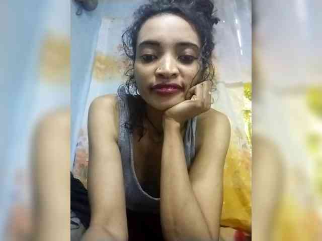 Shanya12 webcam