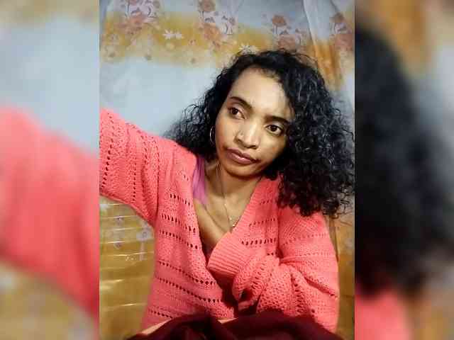 Shanya12 webcam