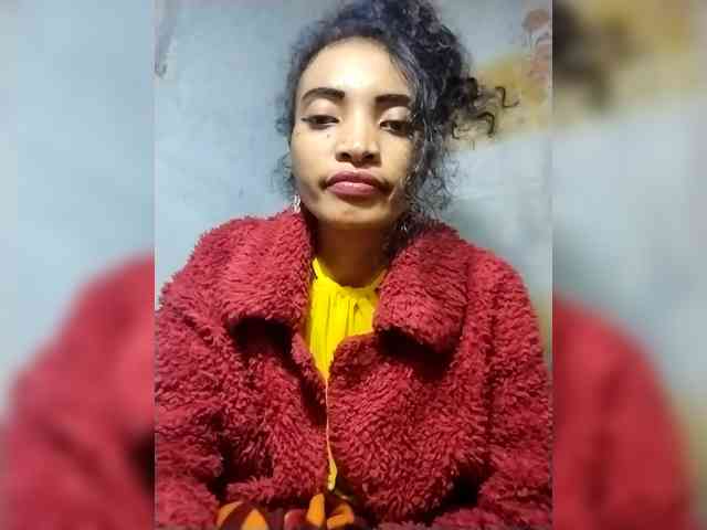 Shanya12 webcam
