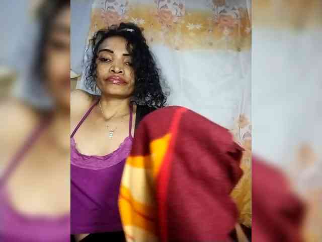 Shanya12 webcam