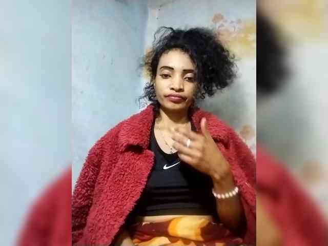 Shanya12 webcam