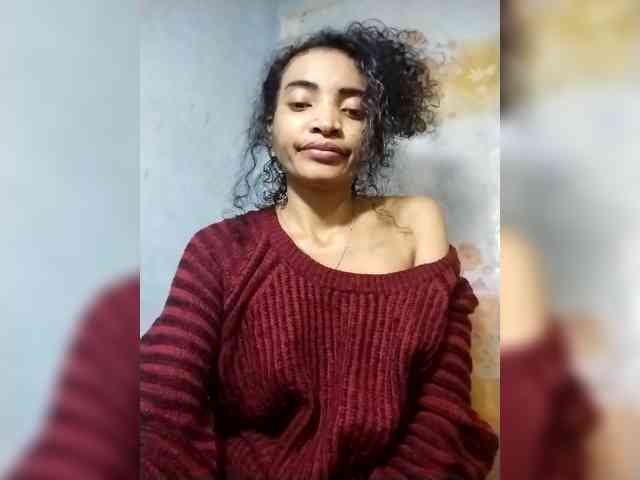 Shanya12 webcam