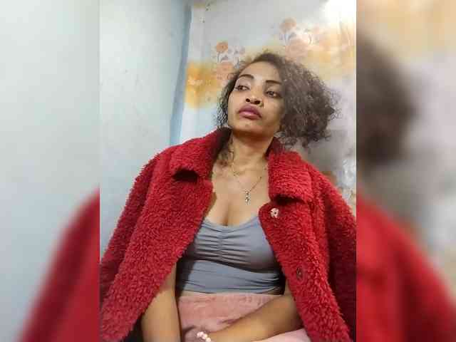 Shanya12 webcam