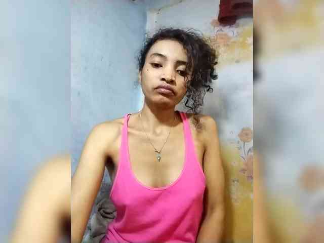Shanya12 webcam