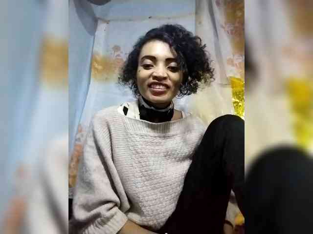 Shanya12 webcam