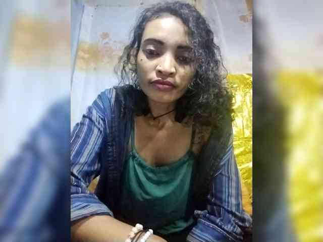 Shanya12 webcam