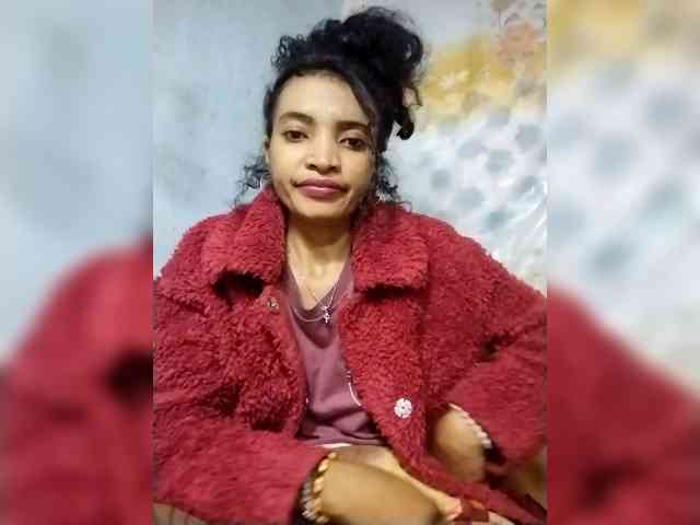 Shanya12 webcam