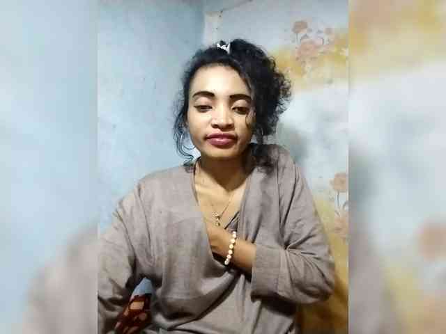Shanya12 webcam