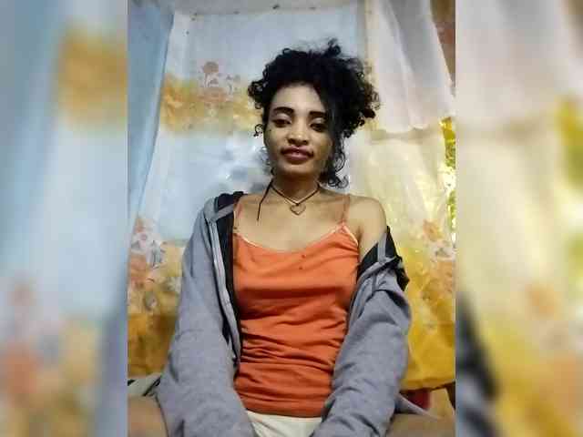 Shanya12 webcam