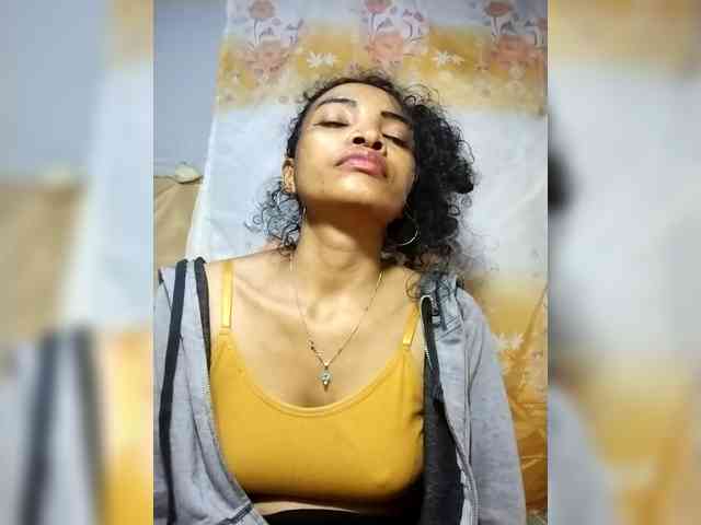 Shanya12 webcam