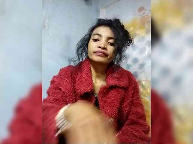 Shanya12 webcam