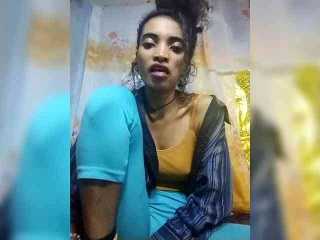 Shanya12 webcam