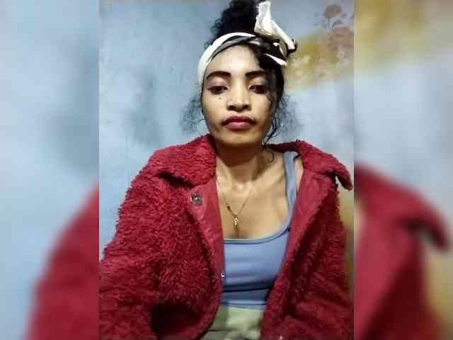 Shanya12 webcam