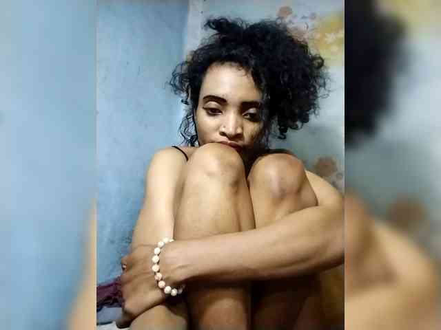 Shanya12 webcam