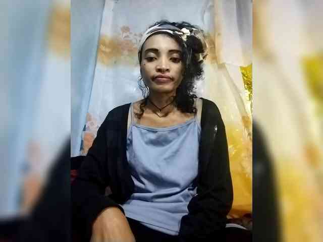 Shanya12 webcam