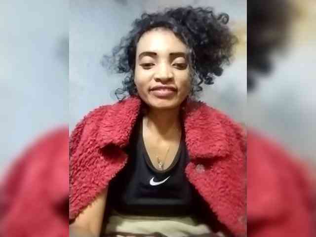Shanya12 webcam