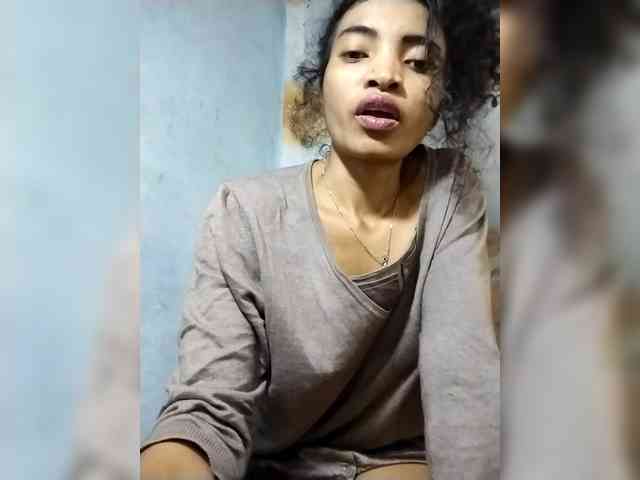 Shanya12 webcam