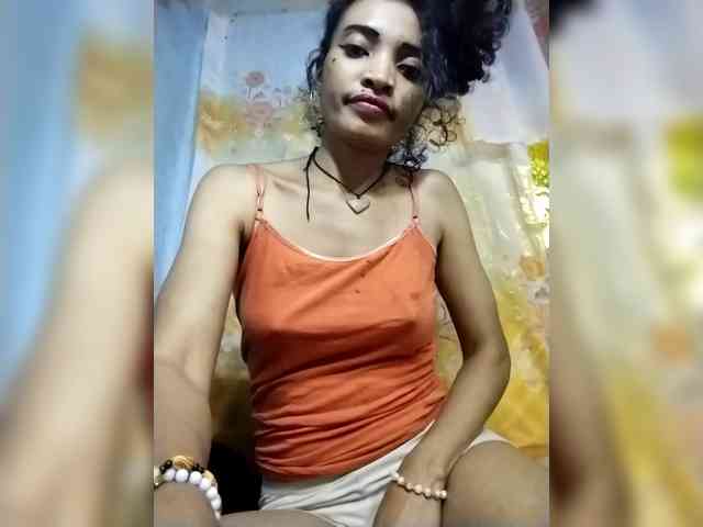 Shanya12 webcam