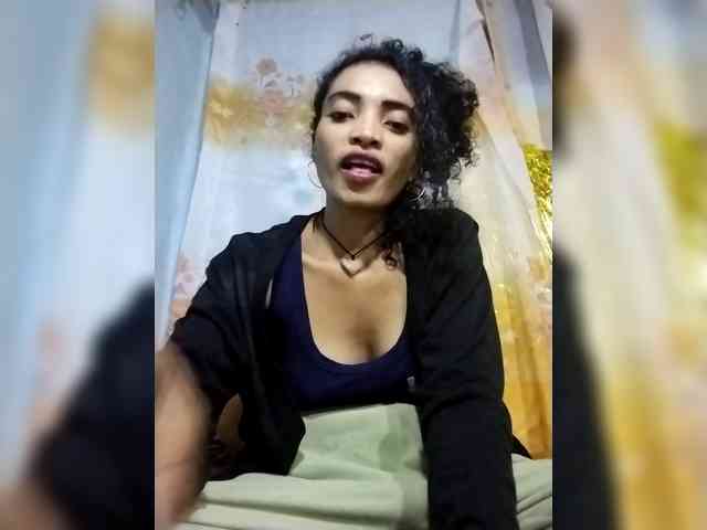 Shanya12 webcam