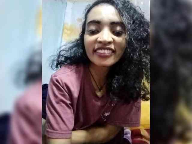 Shanya12 webcam